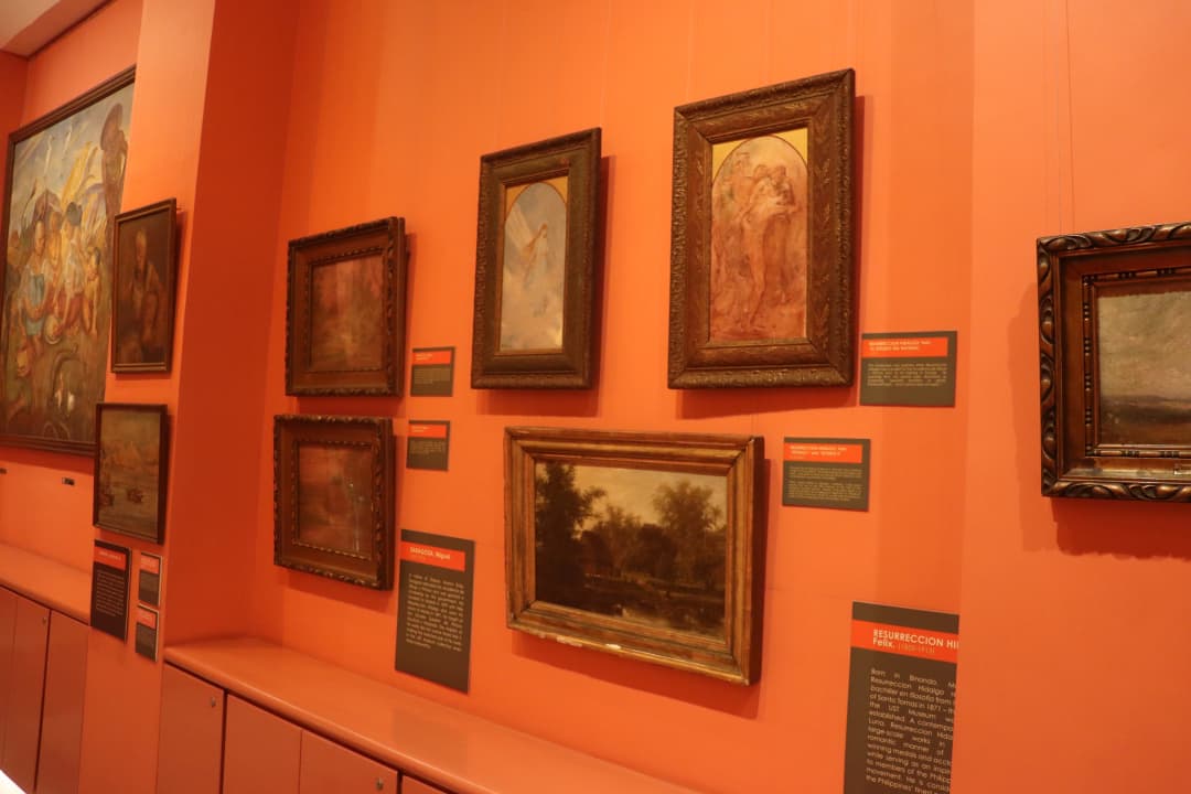 Art pieces display